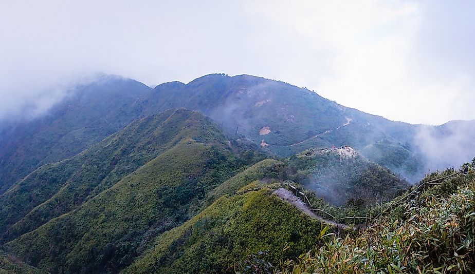 Misty climb to the top of Fansipan.