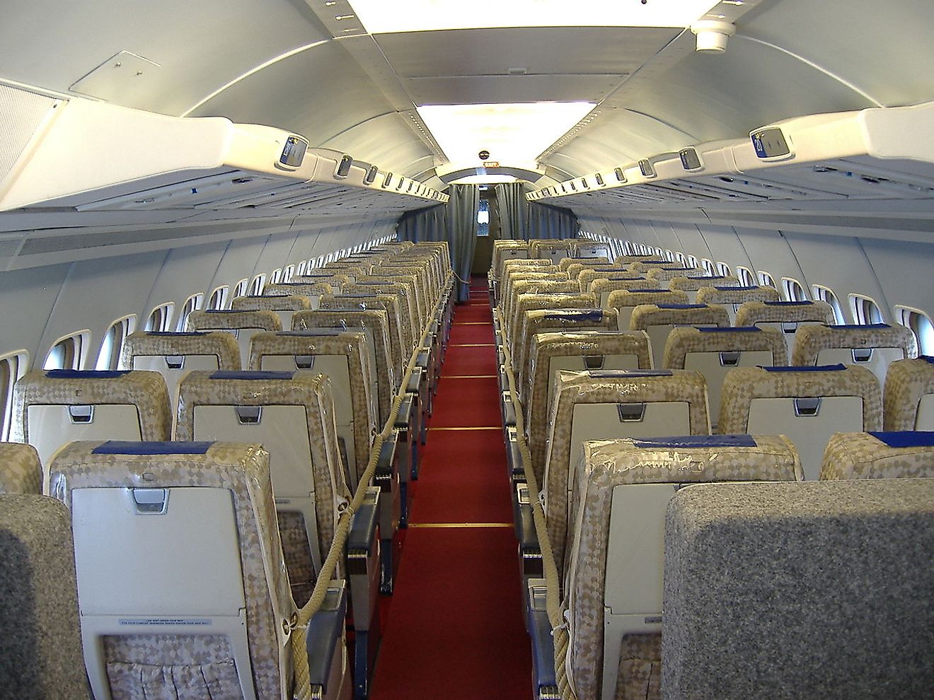  Interior of a Convair 990 operated by Swissair now on public display in the Swiss transportation museum. Image credit: Prijs/Wikimedia.org