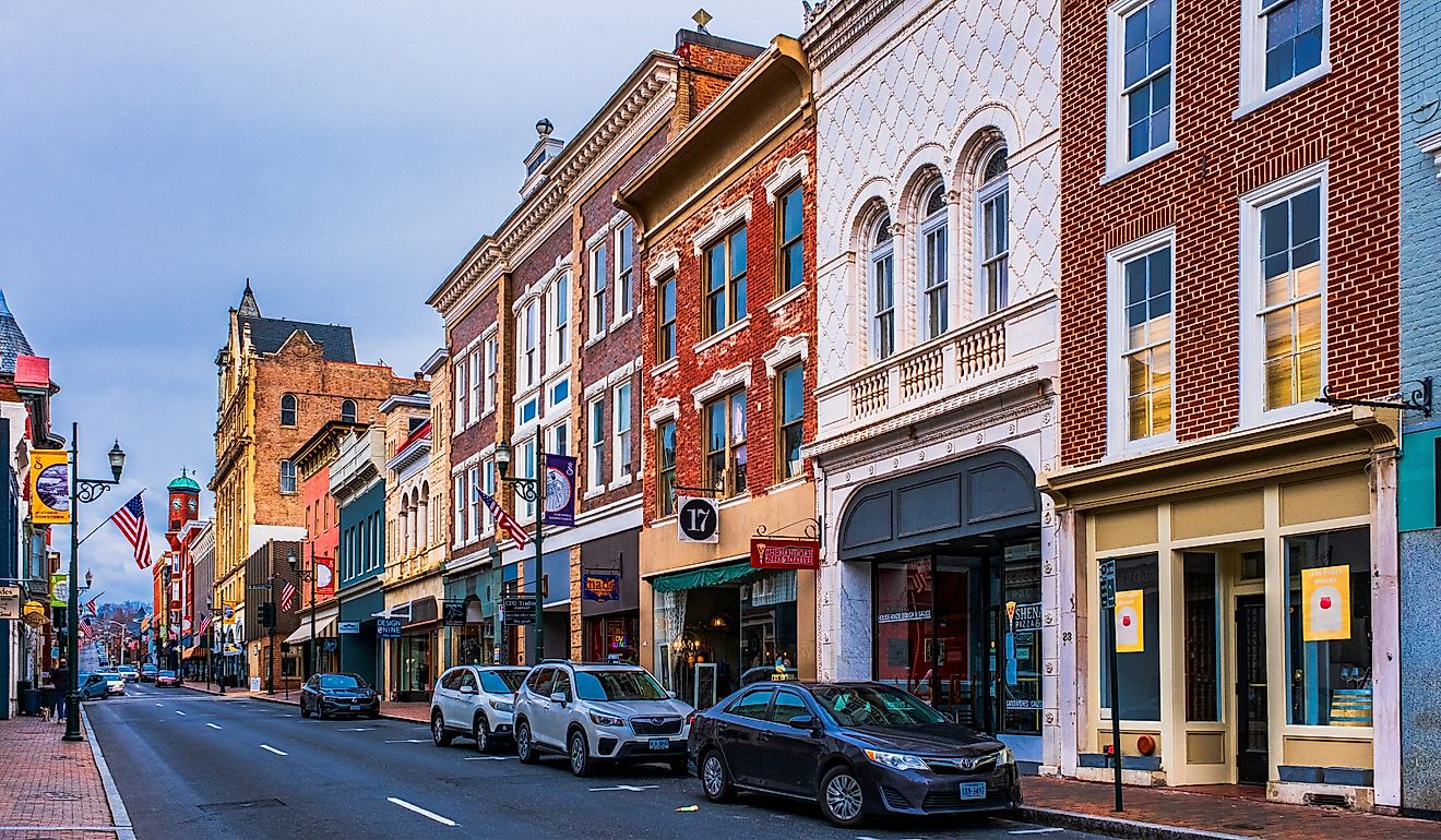 Downtown road in the town of Staunton, Virginia. Image credit Claire Salvail Photos via Shutterstock.