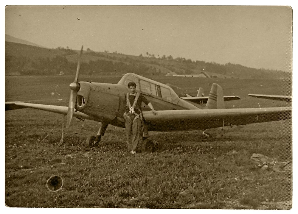 Barnstorming was popular throughout the mid-19th century. 