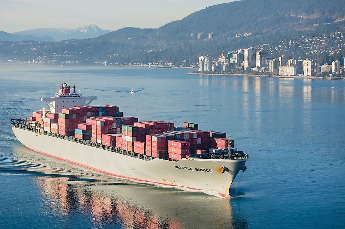 The port of Vancouver is the largest and busiest port in Canada and the third busiest cargo port in North America. Editorial credit: Volodymyr Kyrylyuk / Shutterstock.com