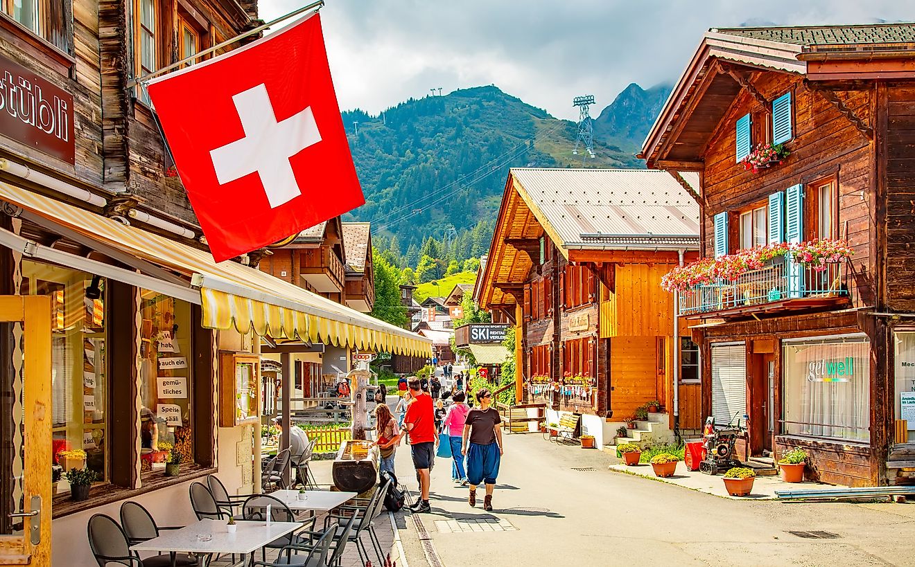 Scenic view of Mürren village in Swiss Alps (Editorial credit: Arcady / Shutterstock.com)