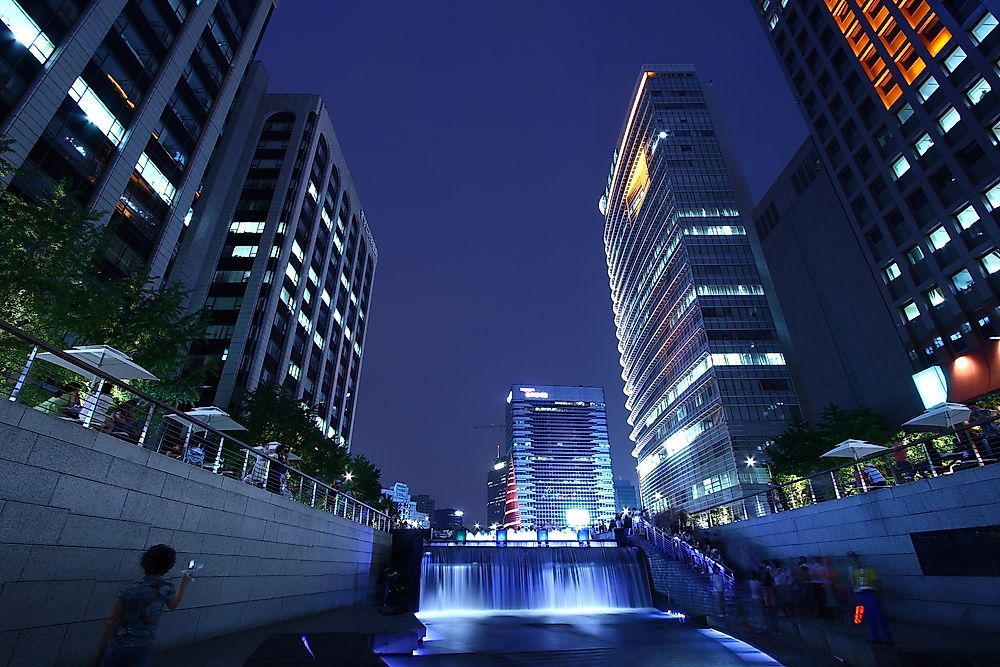 Cheonggyecheon, South Korea 