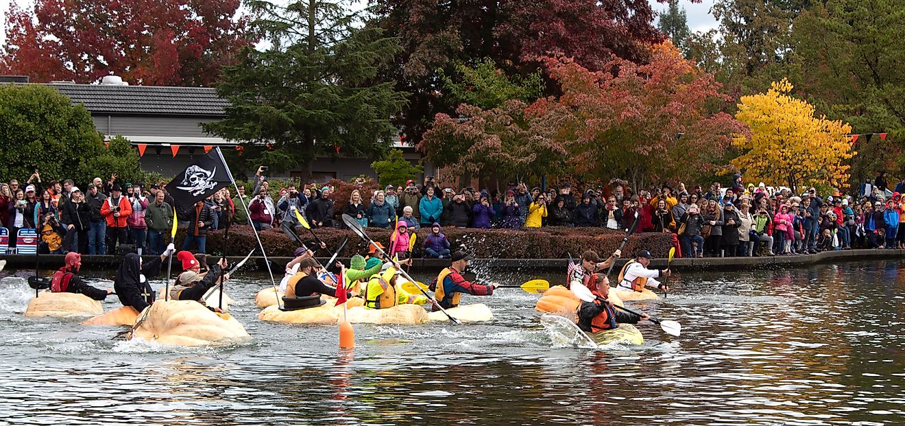 West Coast Giant Pumpkin Regatta in Tualatin, Oregon. Image credit: ltalarico / Shutterstock.com.