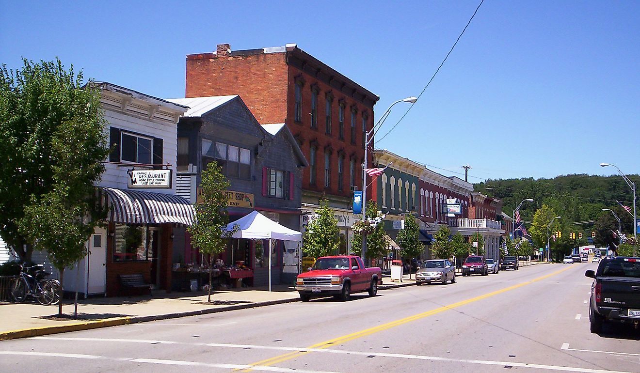 Downtown Bellville on Main Street. By User:OHWiki - Own work, Public Domain, https://commons.wikimedia.org/w/index.php?curid=4373847