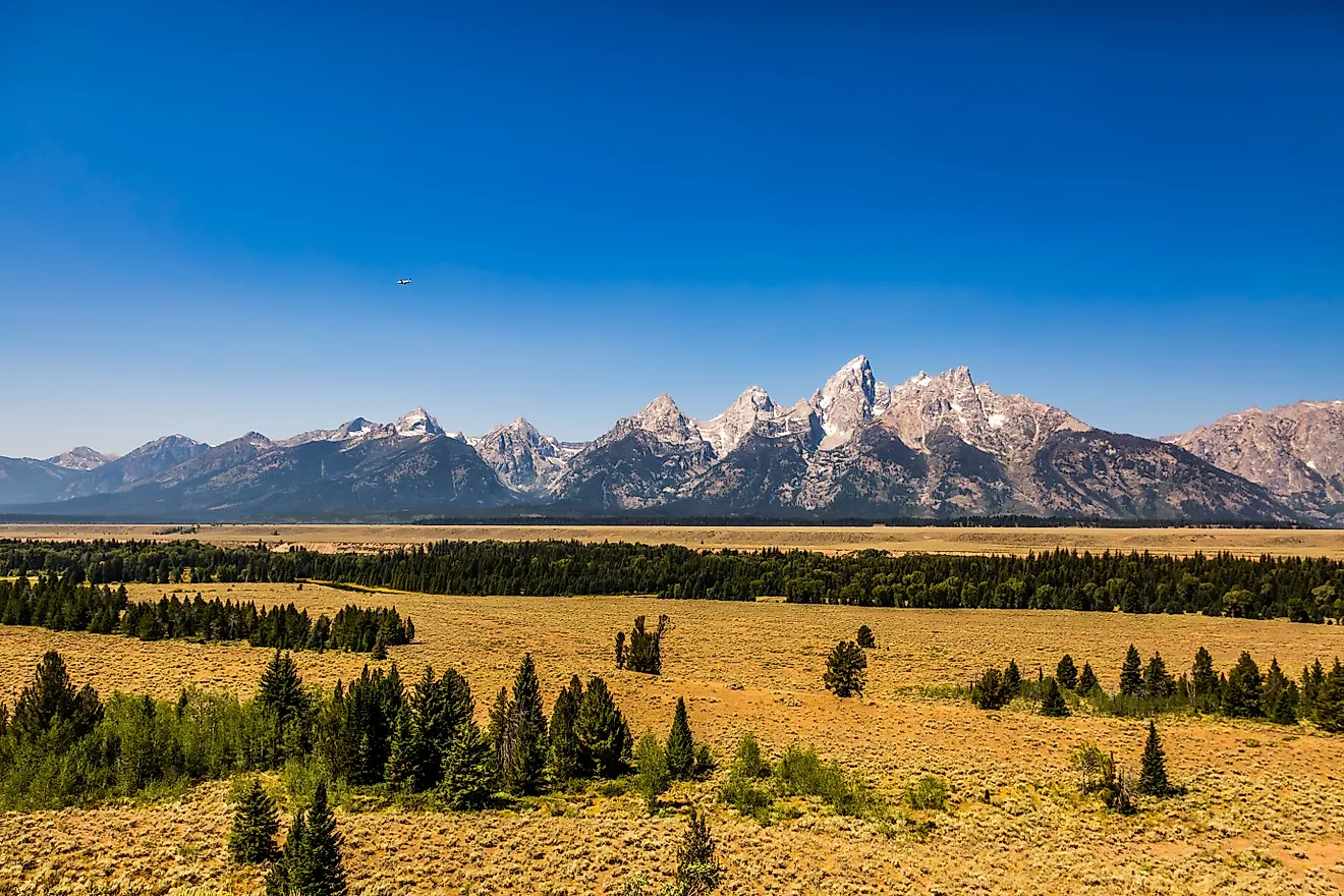 Grand Teton National Park in Wyoming is known for its towering mountains, crystal-clear lakes, and abundant wildlife. 