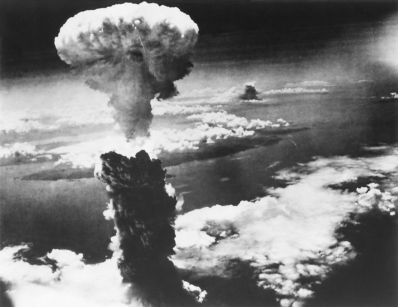 Mushroom Cloud of Atom Bomb exploded over Nagasaki, Japan, on August 9, 1945. World War 2. Image credit: Everett Collection/Shutterstock.com