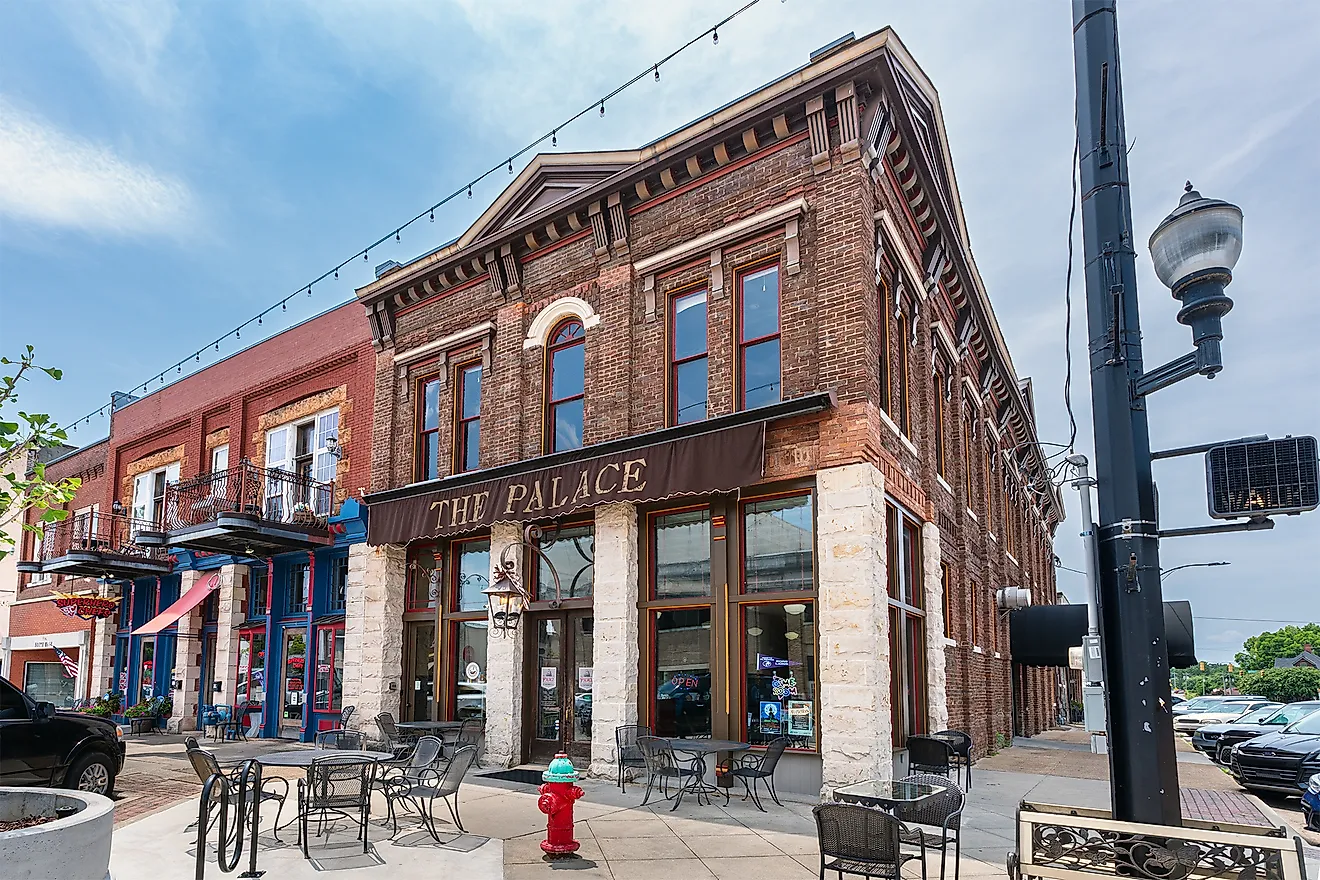 The Palace in downtown Tuscumbia, Alabama (Credit: Richard Melton via Flickr)