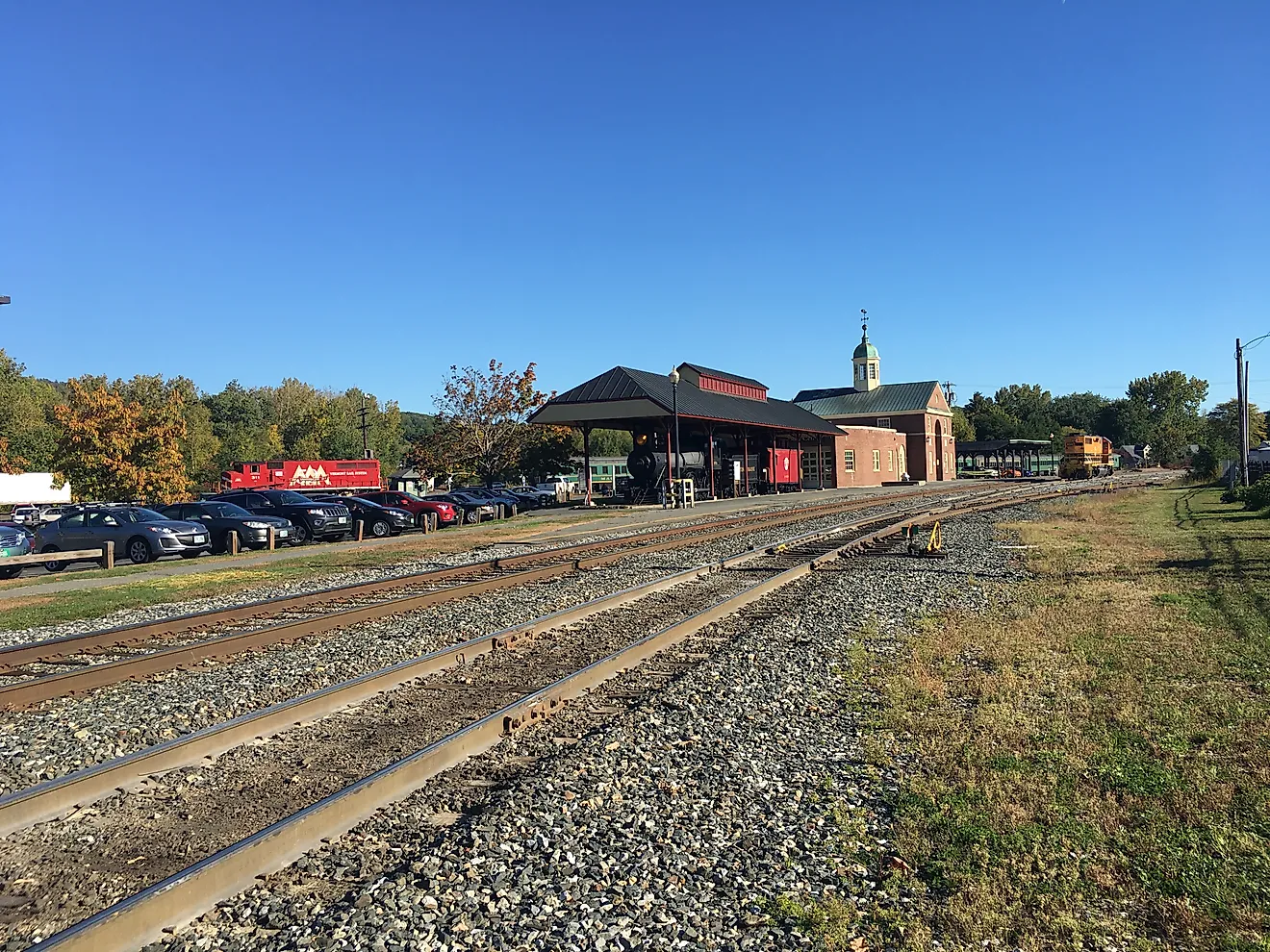 Long view of the White River Junction train station. By ArnoldReinhold, CC BY 3.0, https://commons.wikimedia.org/w/index.php?curid=53366164