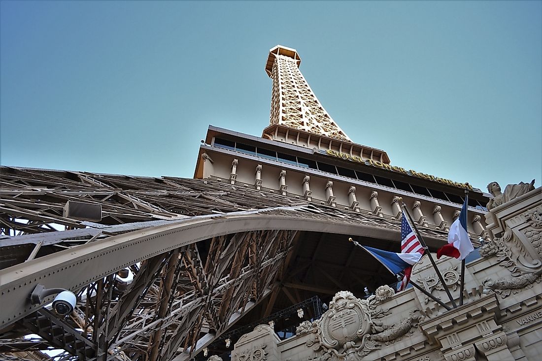 Copies, replicas and reproductions of the Eiffel Tower in United