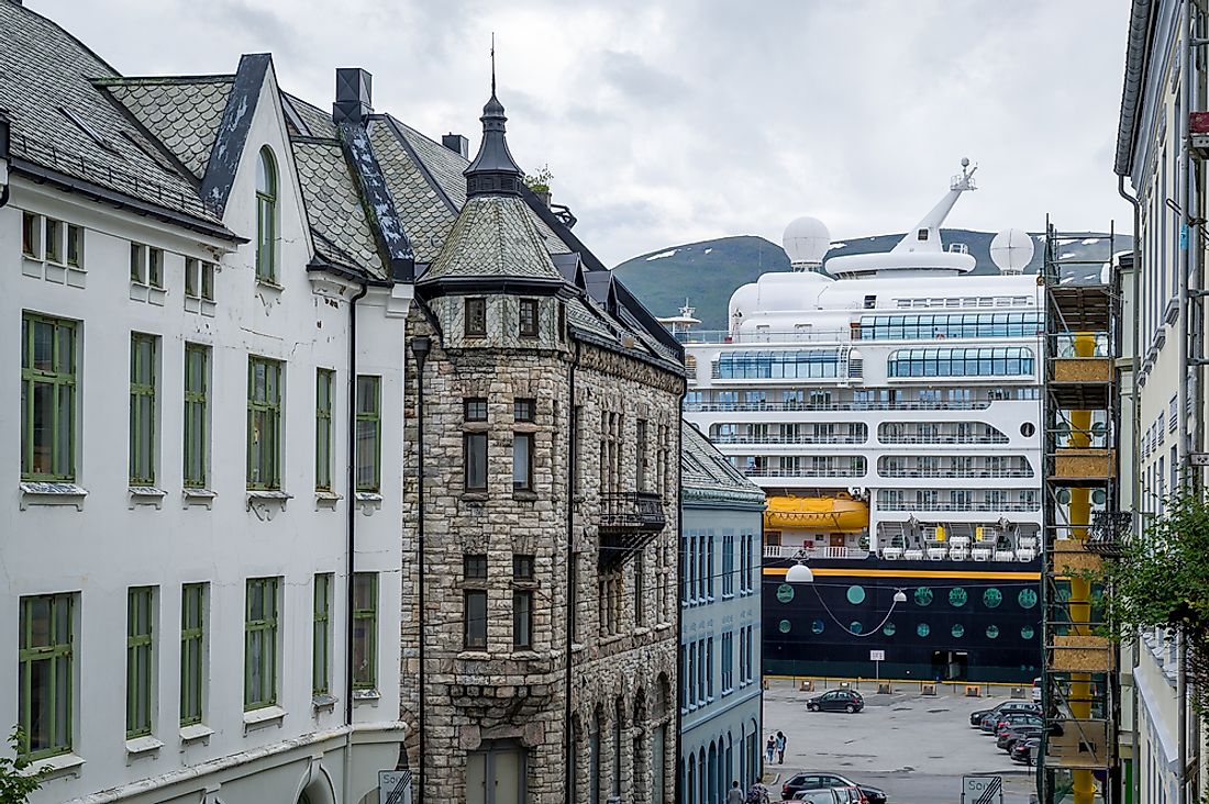 Cruise ships can somtimes be large enough to tower over any cityscape. 