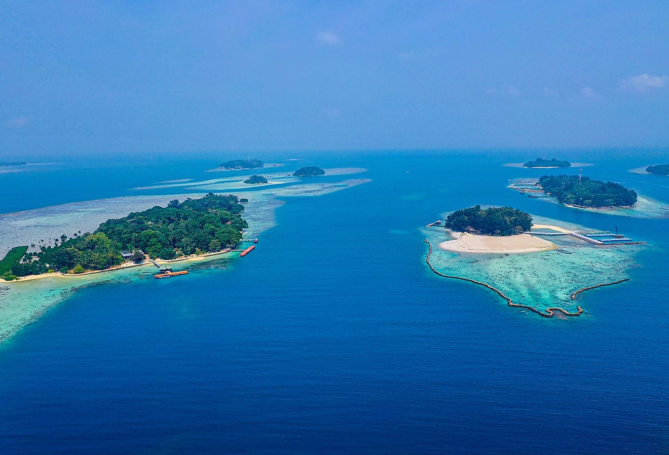 Aerial view of Thousand Islands in Java, Indonesia. Image credit Bryce P via Shutterstock.