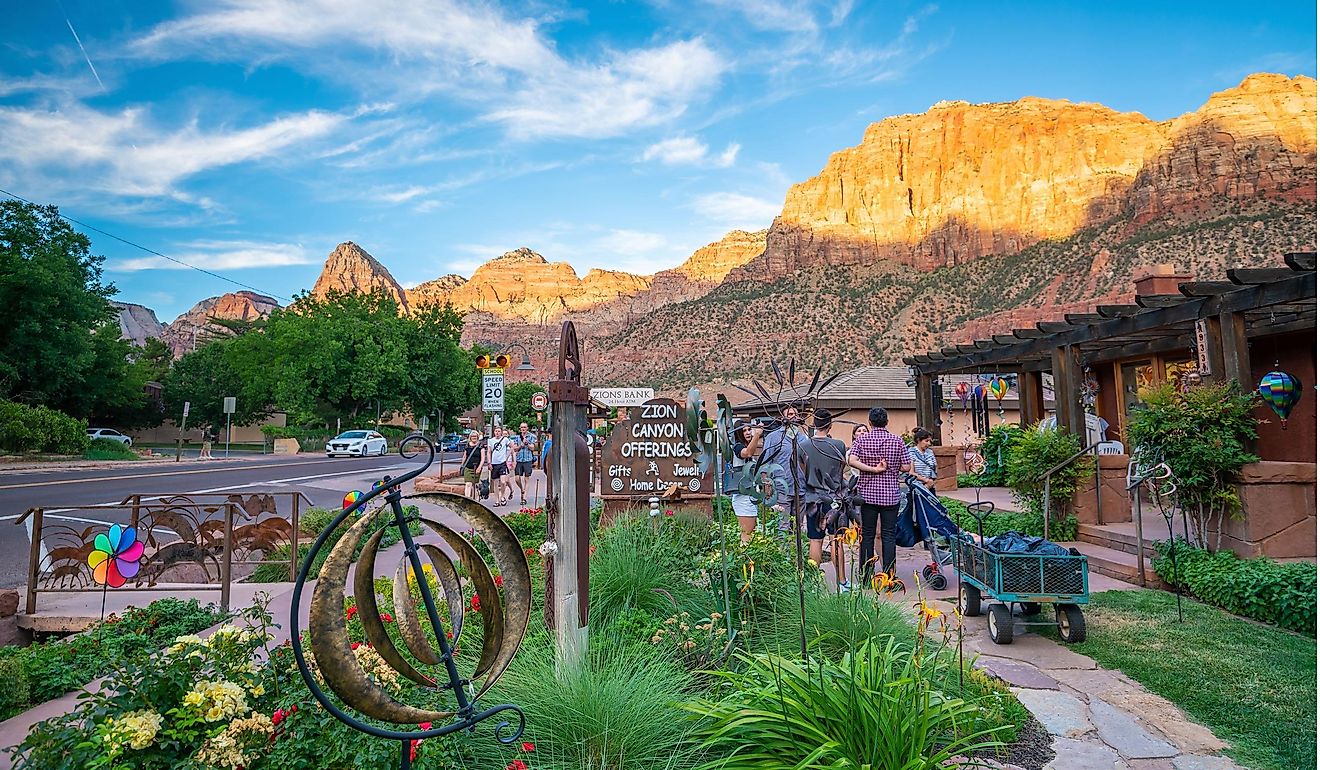 Springdale, Utah, USA. Editorial credit: f11photo / Shutterstock.com