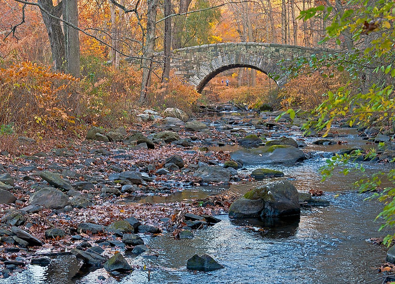 Stone arch bridge over the Pocantico River in Rockefeller State Park Preserve, Sleepy Hollow, NY, USA. Image credit: Daniel Case/Wikimedia.org