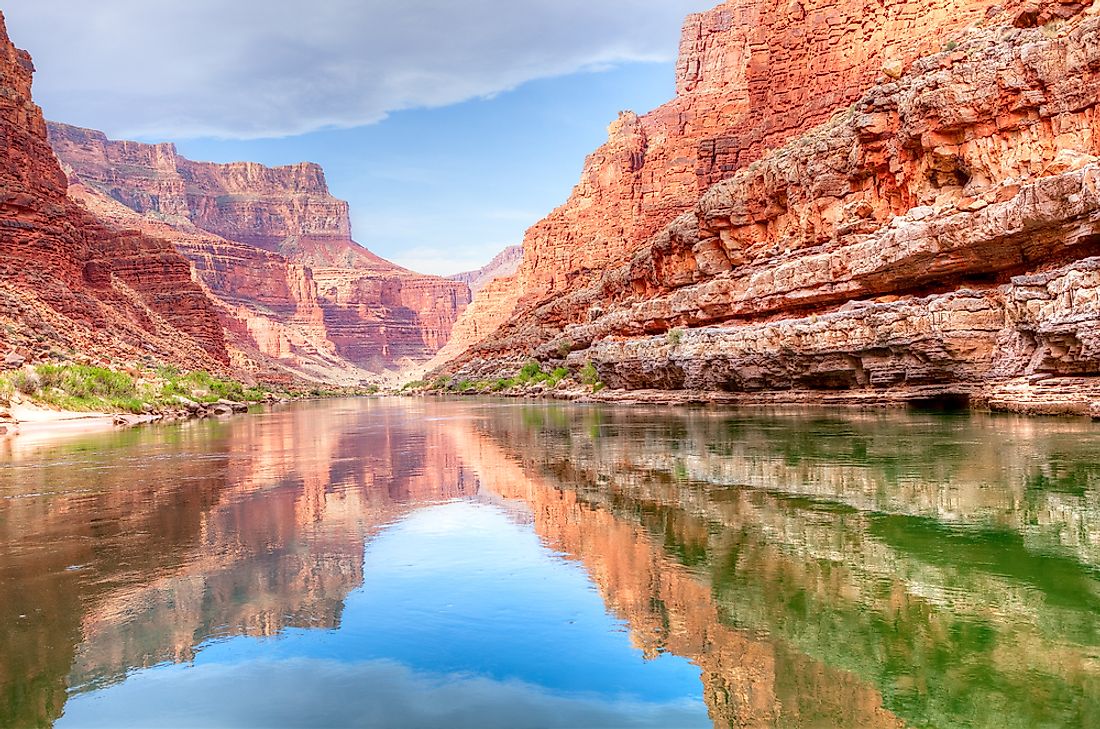 The Colorado River flows through seven US states including the state of Arizona. 