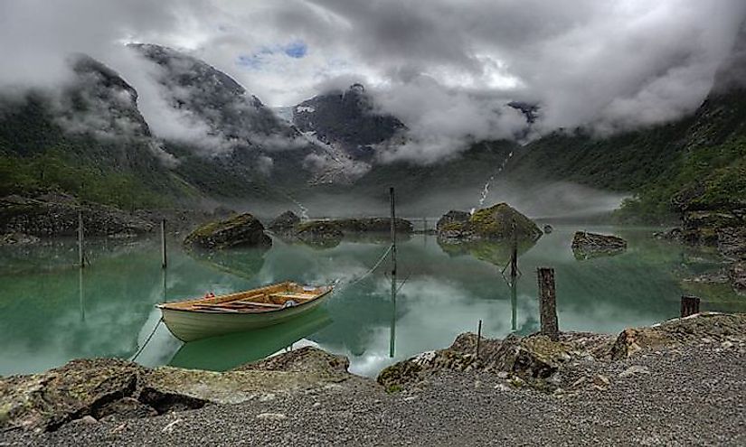 A view of Lake Bondhus in Norway, and in the background of the Bondhus glacier, part of the Folgefonna National Park.