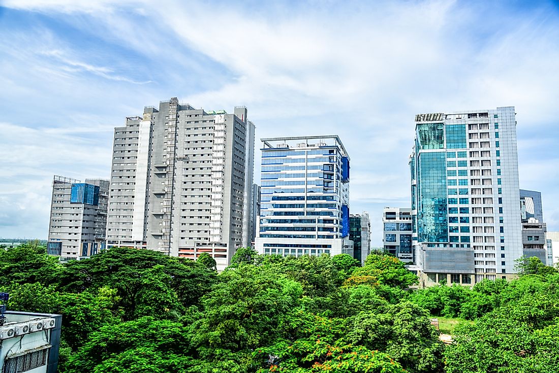 Office buildings in downtown Kolkata. Editorial credit: Jesse33 / Shutterstock.com. 