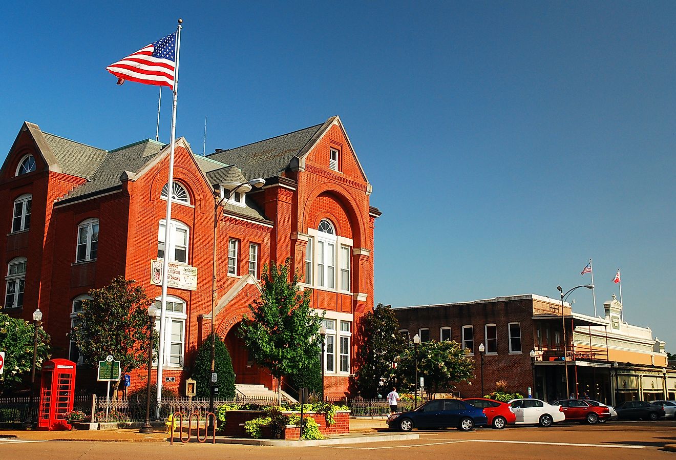 Oxford, Mississippi town hall sits prominently on the town’s historic square. Image credit James Kirkikis via Shutterstock