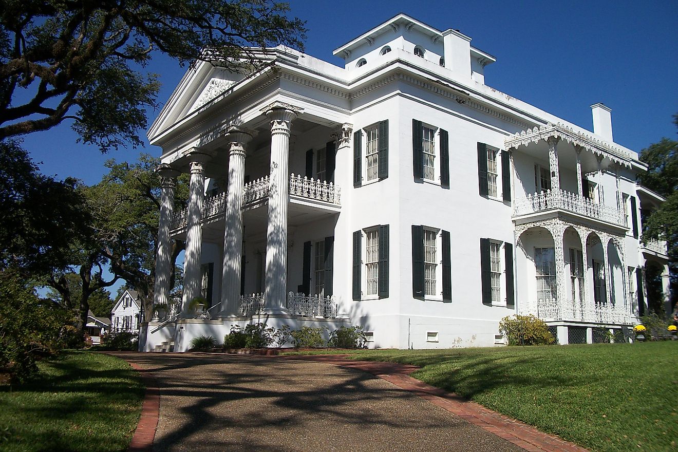 Plantation home in Hattiesburg Mississippi