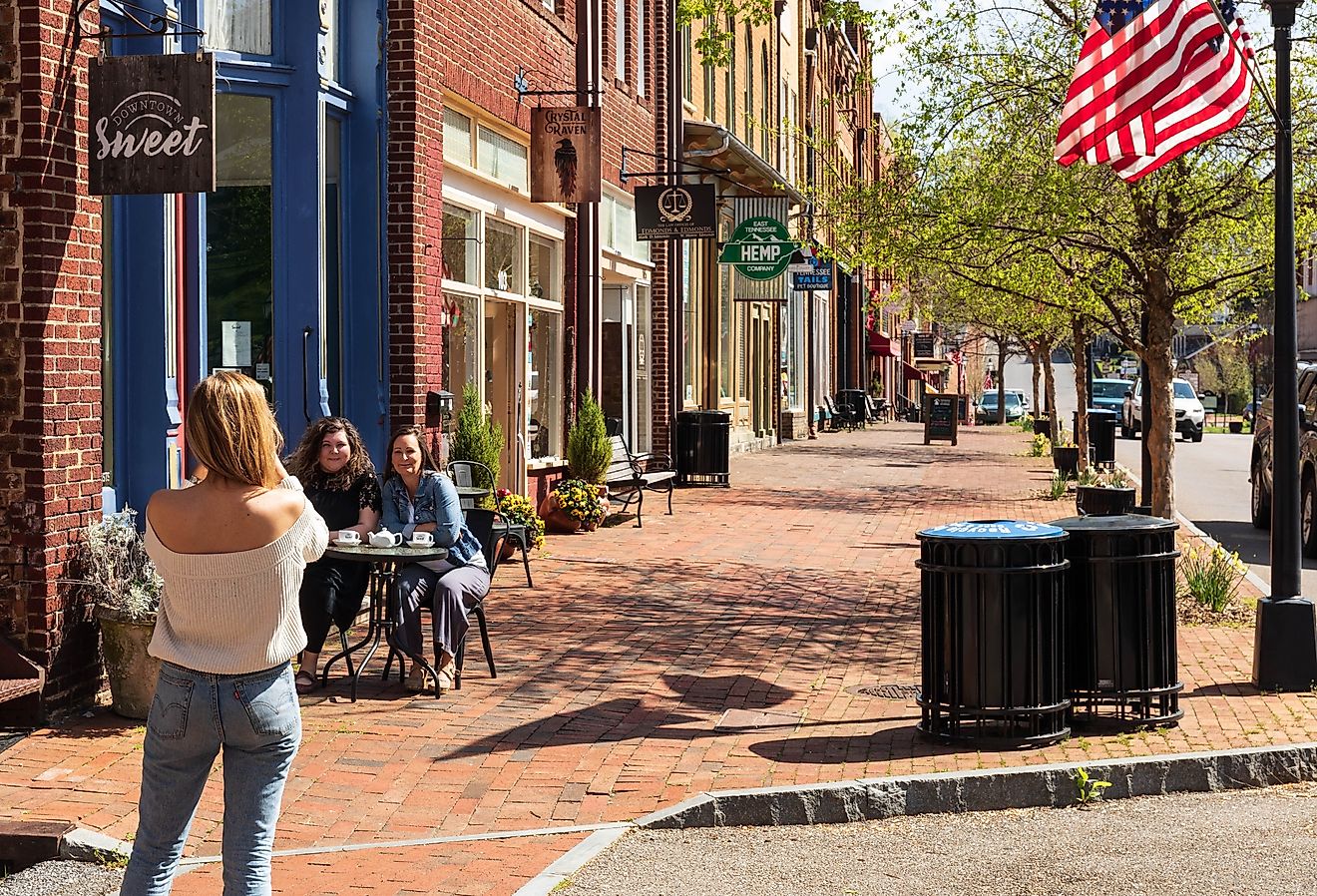Downtown sidewalk in Jonesborough, Tennessee. Image credit Nolichuckyjake via Shutterstock