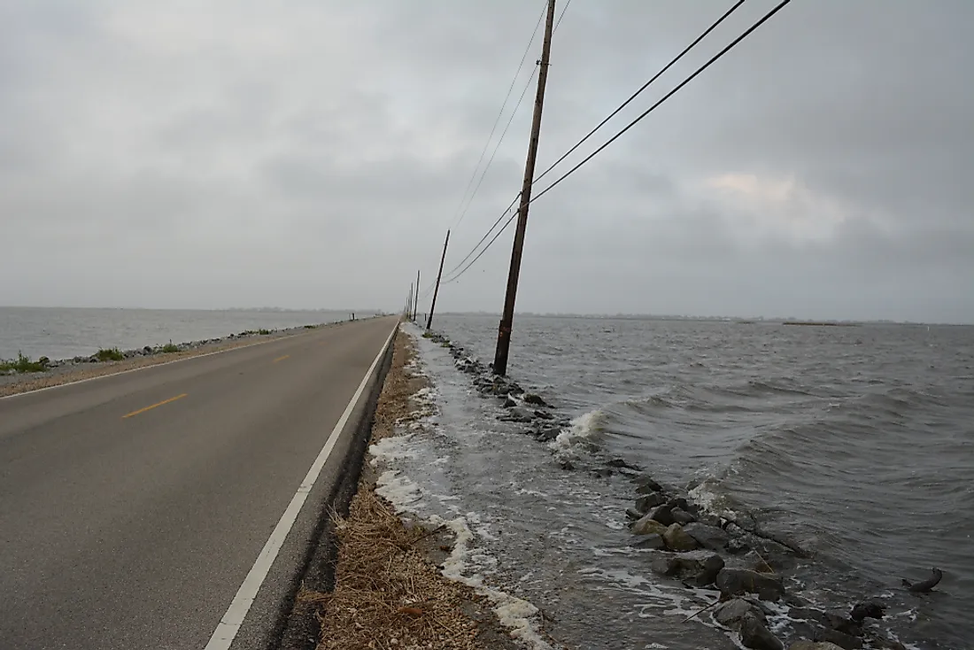 Water at the road level at Louisiana.