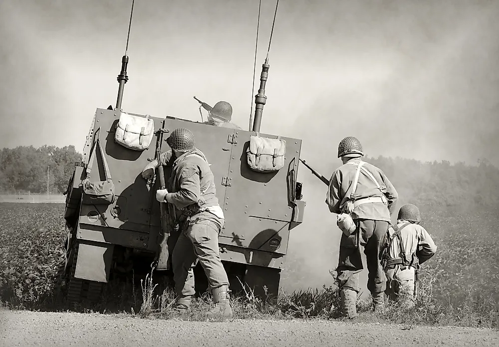 Soldiers in a WWII era battle.