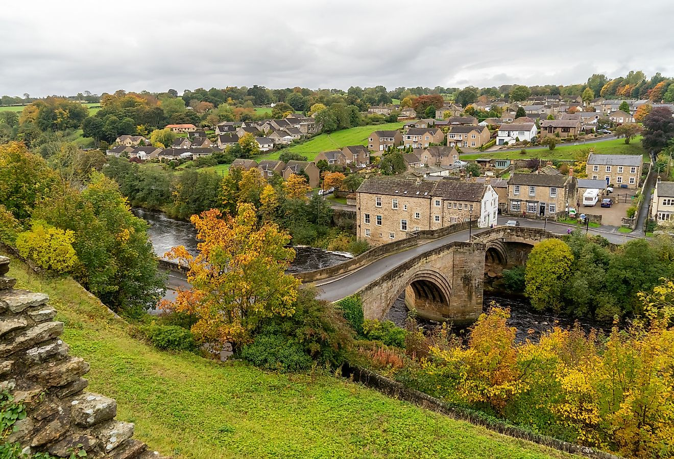 A view of Barnard Castle Bridge and surrounding area from Barnard Castle.  Editorial credit: Elizabeth O'Sullivan / Shutterstock.com