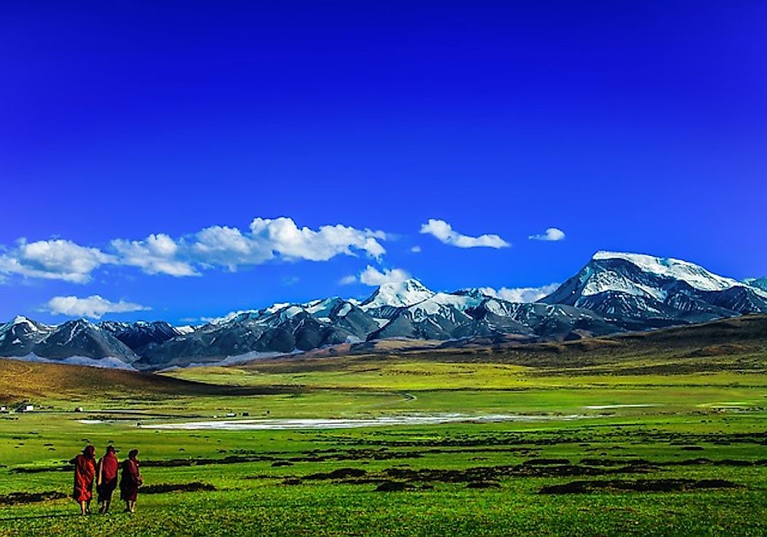 A tour to Tibet is always an adventurous one, and the fantastic sceneries along the way also enthrals those visiting the place.
