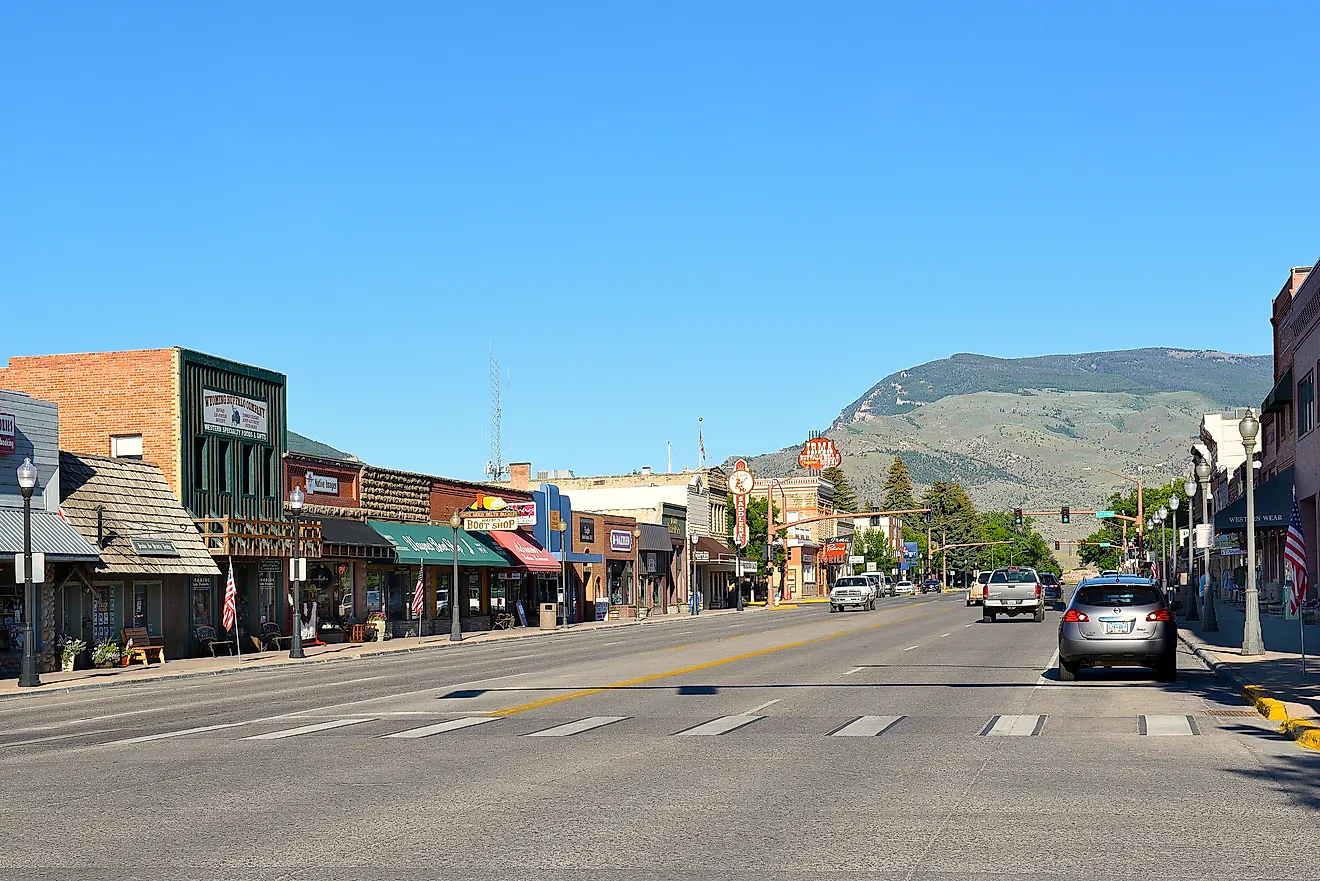 Sheridan Avenue in Cody, Wyoming. Image credit: Steve Cukrov / Shutterstock.com.