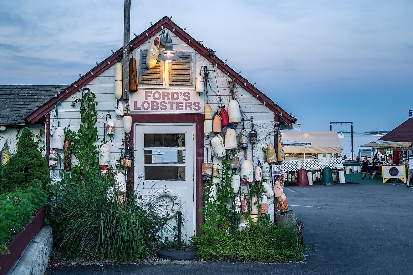 The famous 'Ford's Lobster' restaurant in Noank, Connecticut. Image credit: Micha Weber / Shutterstock.com