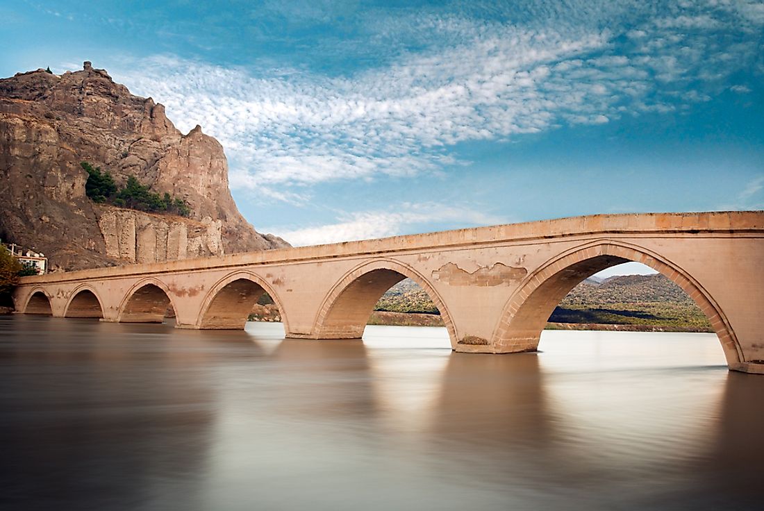 Stunning Arch Bridges From Around The World - WorldAtlas