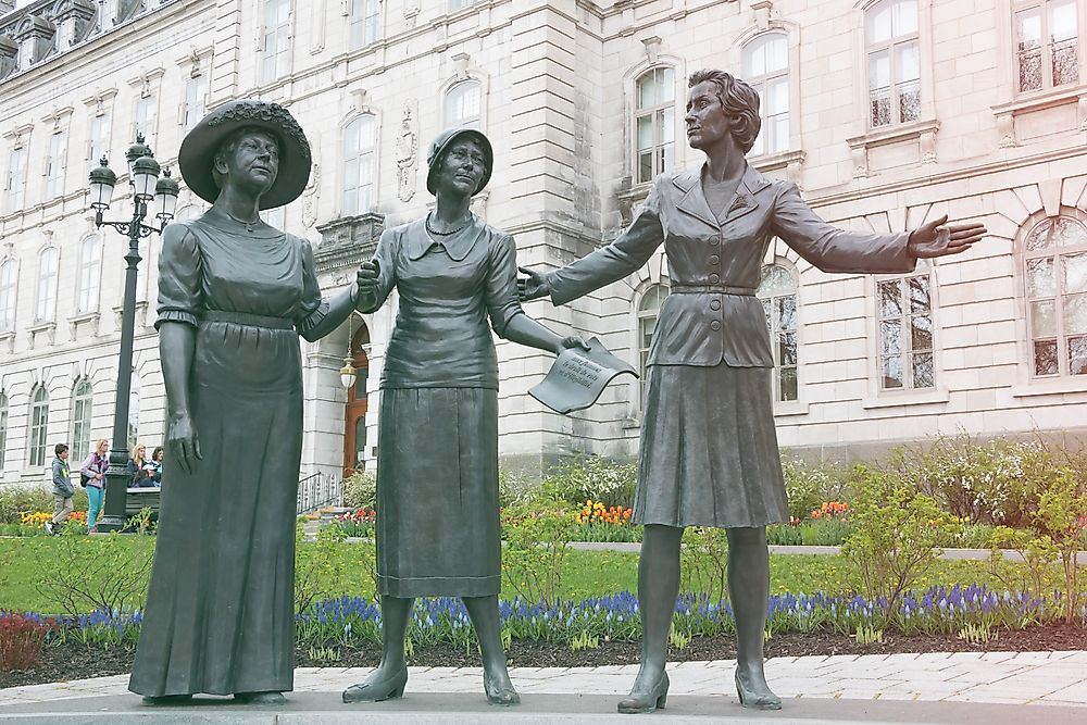 Statue commemorating women suffragettes. Editorial credit: Atomazul / Shutterstock.com
