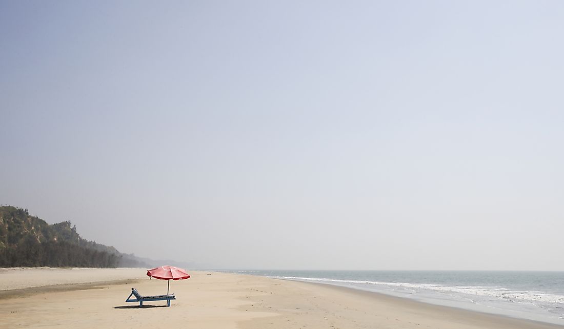 Laboni Beach – the Most Popular Beach in Bangladesh - WorldAtlas