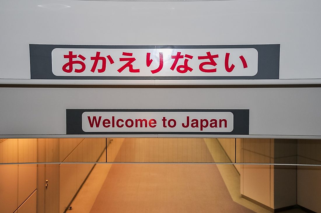 A sign welcoming visitors to Japan. 