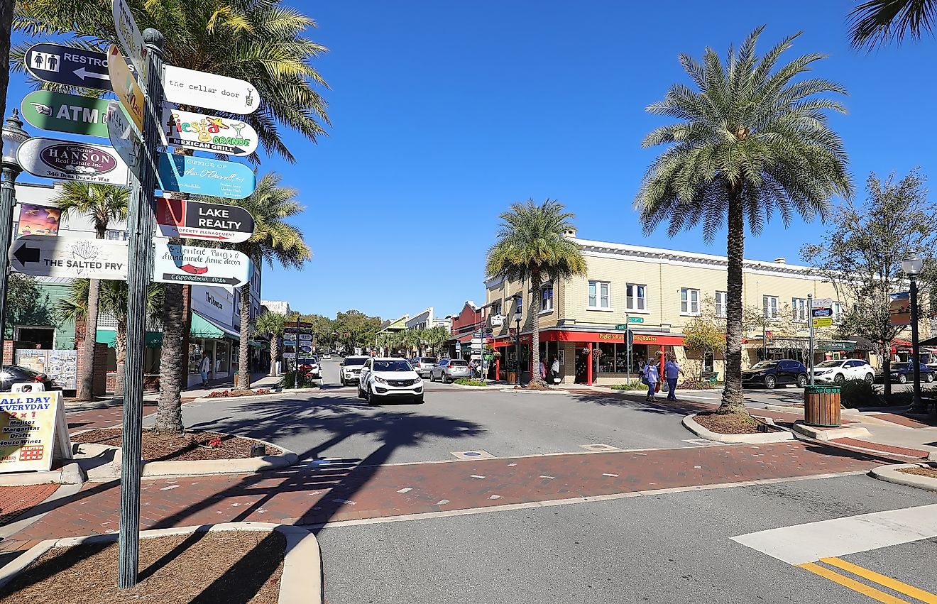 The downtown area of Mount Dora, Florida. Editorial credit: Jillian Cain Photography / Shutterstock.com.