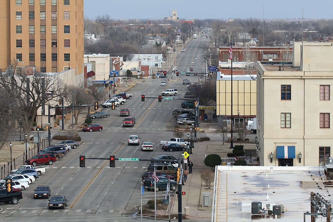 Downtown Enid, Oklahoma. Image Credit: Drobinson, Public domain, via Wikimedia Commons