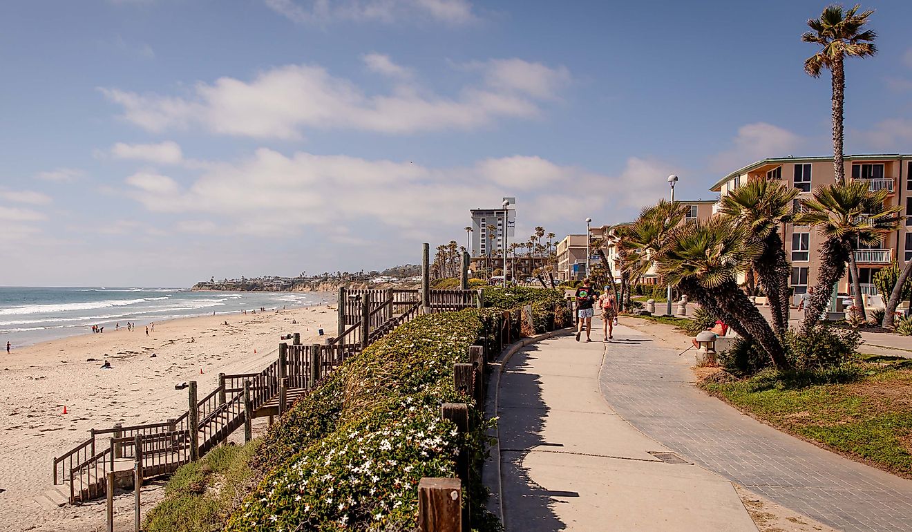Pacific Beach and Ocean Front Walk in La Jolla, San Diego, in southern California. Editorial credit: bluestork / Shutterstock.com 