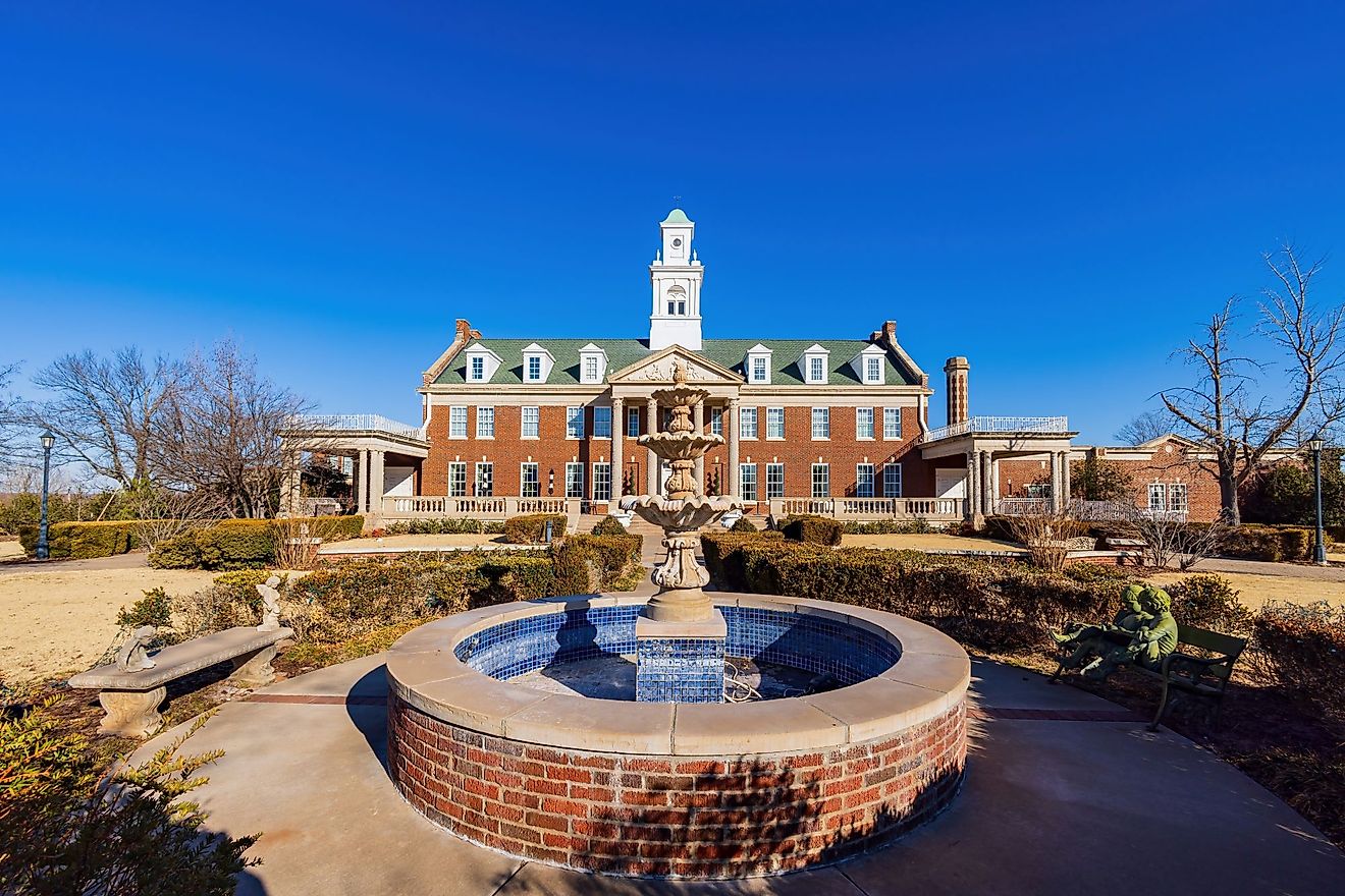 Sunny exterior view of the Dominion House at Guthrie, Oklahoma. 