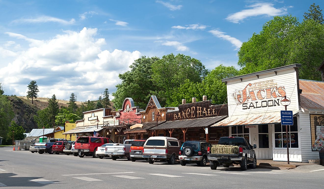 The charming downtown area of Winthrop, Washington. Image credit: Pierrette Guertin / Shutterstock.com.