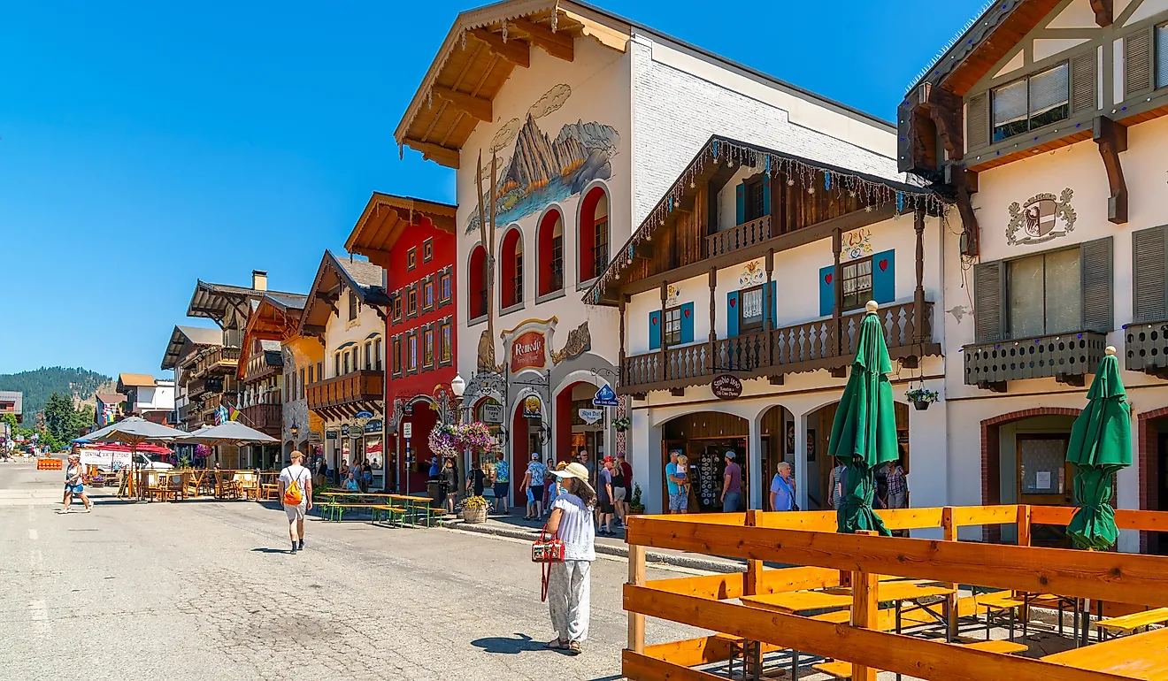 Street view in Leavenworth, Washington. Editorial credit: Kirk Fisher / Shutterstock.com