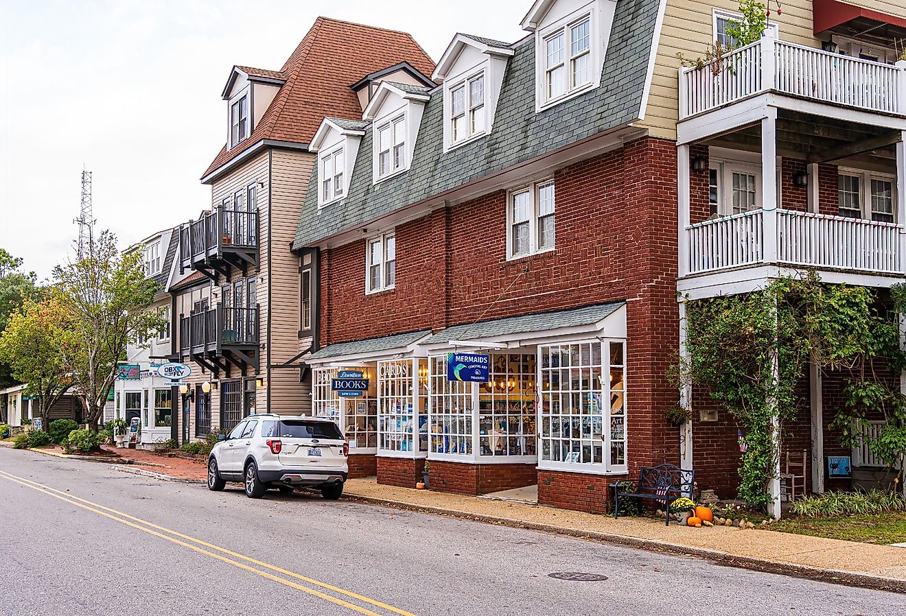 Downtown Manteo, North Carolina and a bookstore.