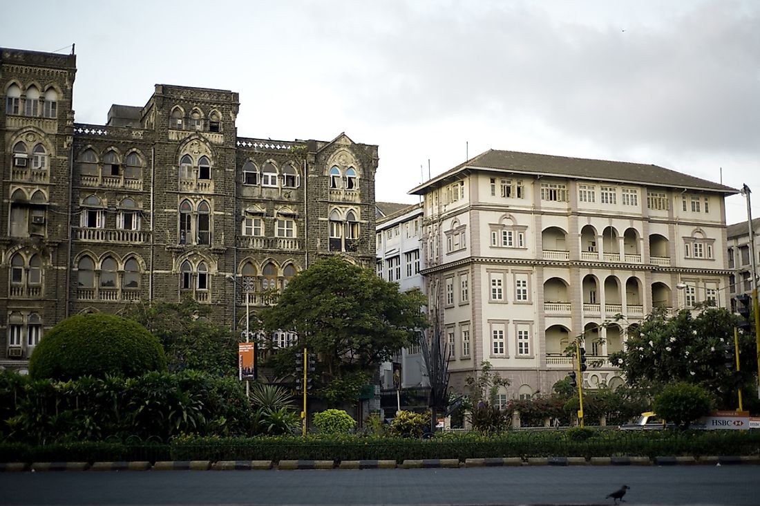 Mansions line the street of Mumbai, India. Editorial credit: bodom / Shutterstock.com.