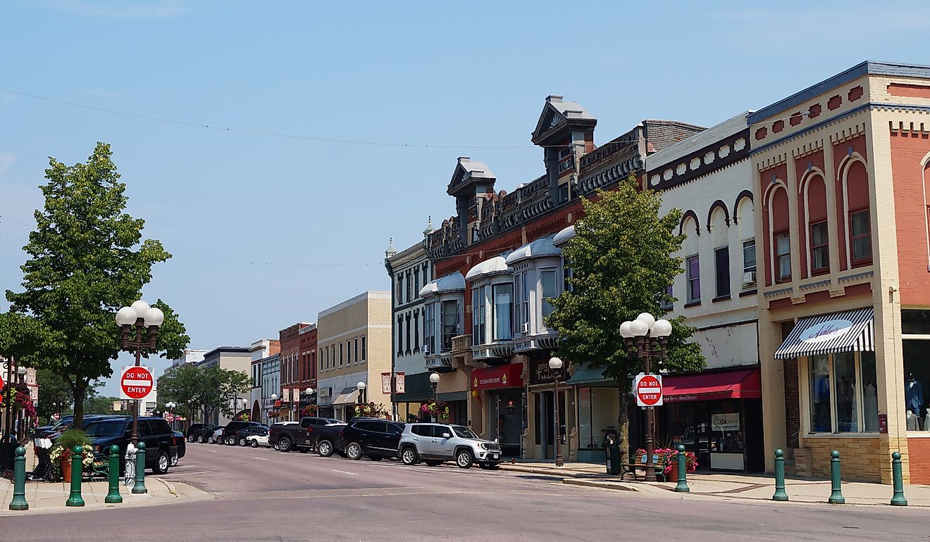 New Ulm, Minnesota Brown County. By Greg Gjerdingen - https://www.flickr.com/photos/greggjerdingen/51340167513/, CC BY 2.0, https://commons.wikimedia.org/w/index.php?curid=171521353