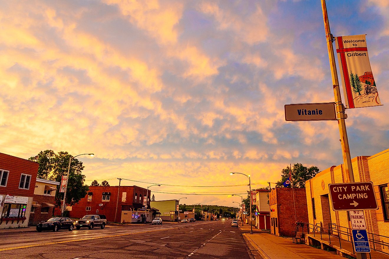 View of Gilbert, Minnesota. By Tony Webster from Minneapolis, Minnesota, United States - Gilbert, Minnesota Summer Sunset, CC BY-SA 2.0, https://commons.wikimedia.org/w/index.php?curid=68496553