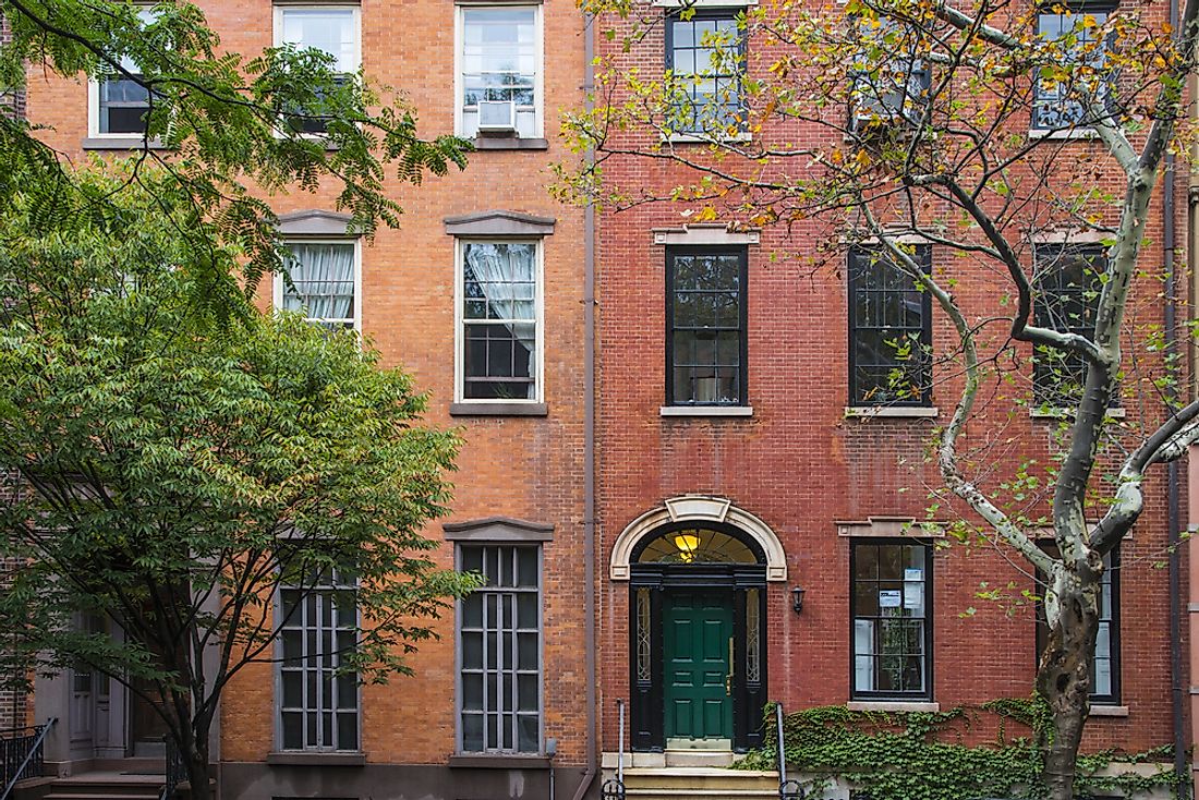 Jane Jacobs loved the neighborhood of Greenwich Village, New York, where she also lived for many years. 