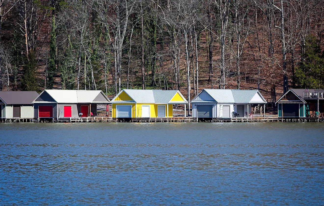 Get-a-way house on Lake Guntersville.