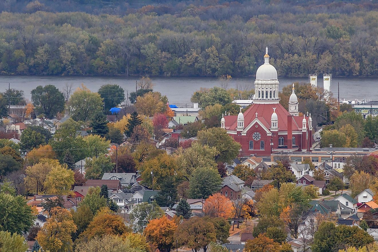 Winona, Minnesota. Editorial Photo Credit: Sam Wagner via Shutterstock.
