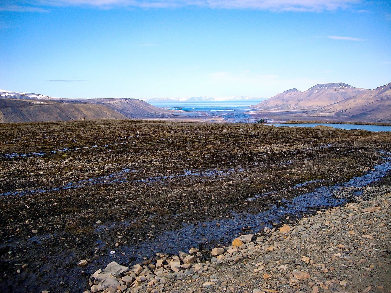 Permafrost melting on the slopes of Spitzbergen (Svalbard) near Longyearbyen. Image credit: David Dennis/Shutterstock.com