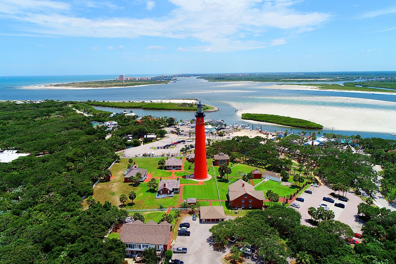 The lighthouse in Ponce Inlet, Florida. Dennis MacDonald / Shutterstock.com.