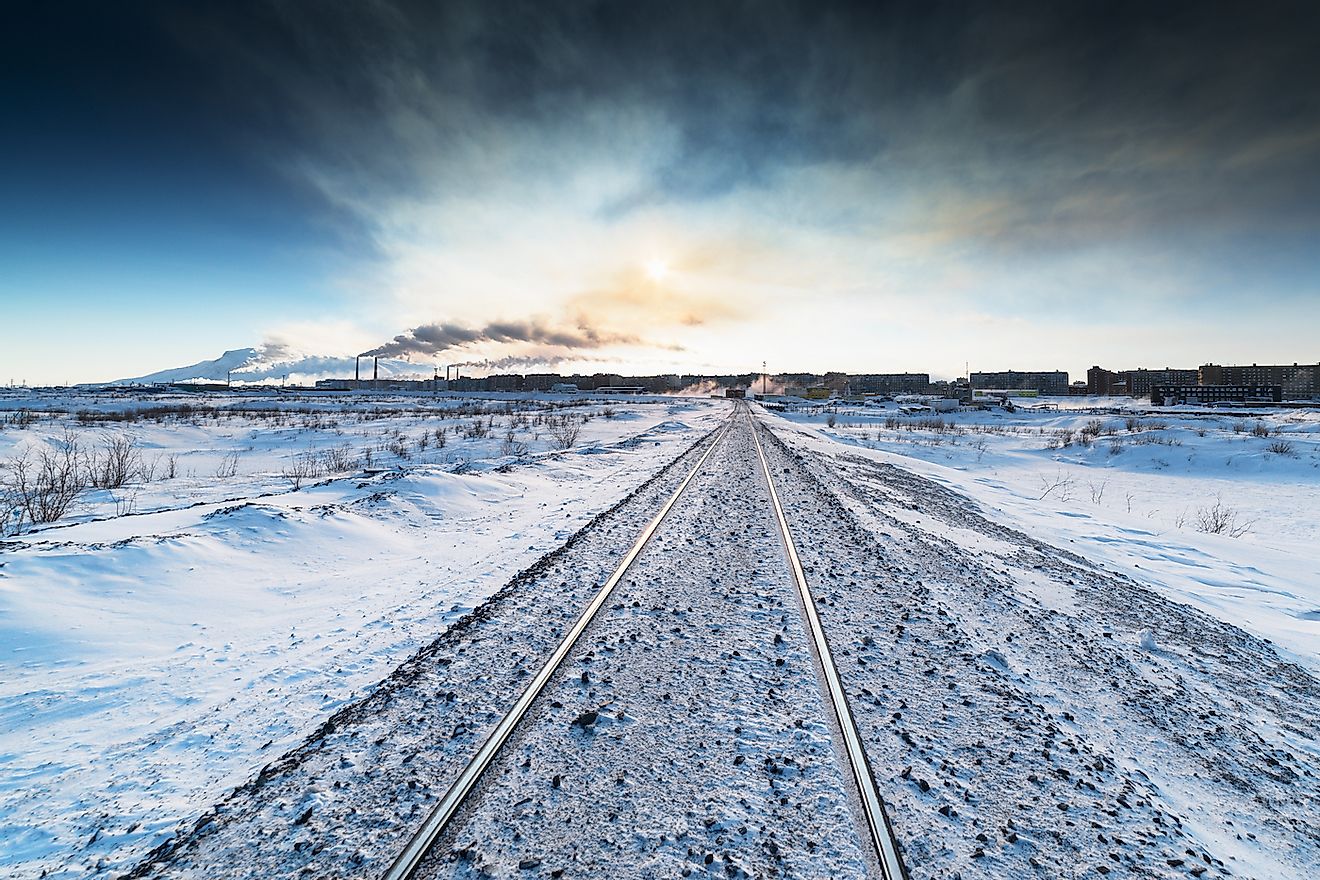 Winter railroad built on permafrost. Norilsk, Taimyr Peninsula. Image credit: Nordroden/Shutterstock.com